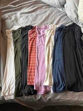Market & Spruce Elaine pocket tee bundle (8 total)